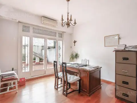 Venta Oficina 4 ambientes con Patio