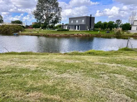 Terreno en Venta de 835,0 m2