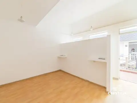 Venta oficina local Paseo Victoria Funes