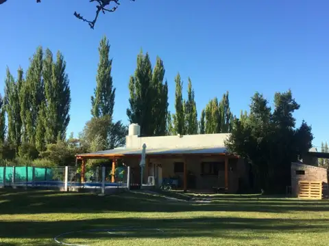 Quinta en Venta en General Fernandez Oro, USD 250.000