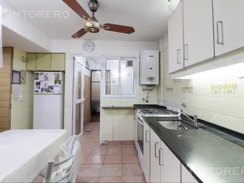 Departamento 4 ambientes con 2 baños