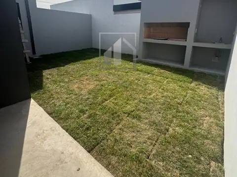 Casa en Venta en Barrio Rincones de Manantiales, USD 130.000