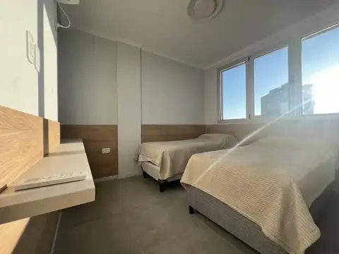 DEPARTAMENTO - BARRIO  - BOULEVARD PELLEGRINI 2401