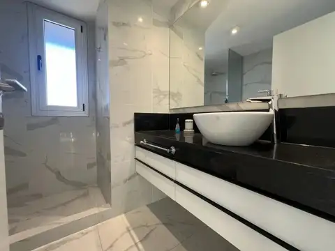 Departamento en Alquiler con 1 cocheras