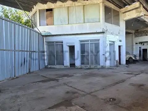 Calle 596bis 100, Piso 0