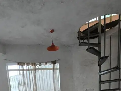 Calle 596bis 100, Piso 0