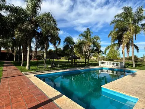 Casa en Venta en Los Hornos, USD 380.000