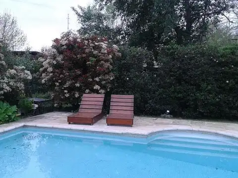 Casa en alquiler en Santa Bárbara desde el 9/1 al 1/2/26, 3 suites jardín pileta