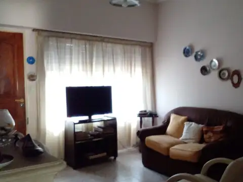 Casa en Venta en Moron, USD 129.000