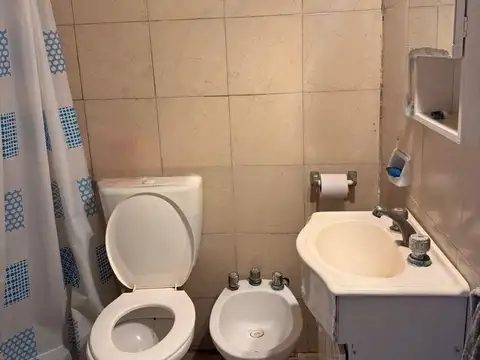 Casa con pileta y quincho en Altos del Sauce