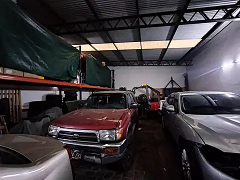 Depósito en venta en Parque Patricios