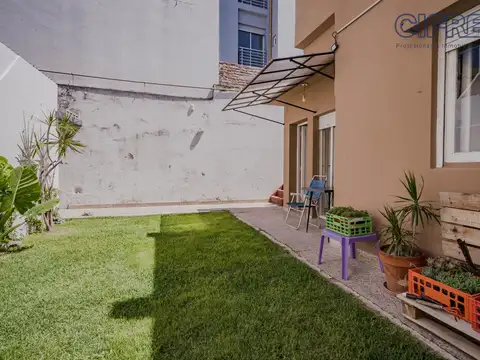 Depto Tipo Casa en Venta de 2 dormitorios