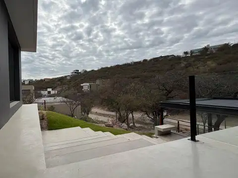 Casa en Venta en La Deseada, USD 650.000