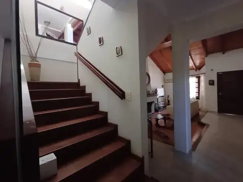 Casa familiar en venta en excelente ubicación