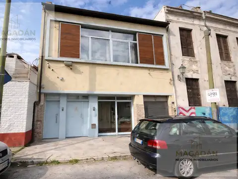 VENTA-Ph de 5 ambientes    depto de 2 amb -Villa Sarmiento - ACEPTA PERMUTA