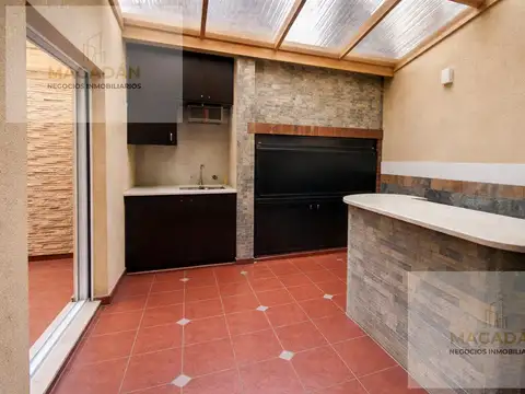Casa en Venta en Villa Sarmiento, USD 125.000
