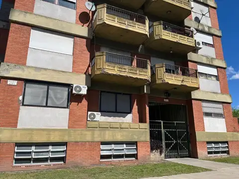 Departamento Venta 4 ambientes cochera