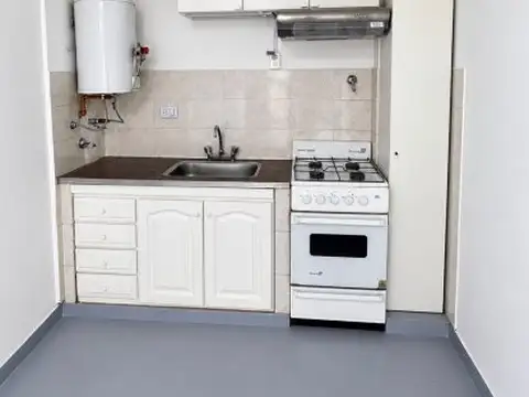 Casa en Alquiler en Morón, $ 350.000