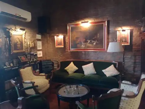 Departamento en venta - 3 Dormitorios 2 Baños - San Telmo