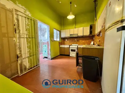 Depto Tipo Casa en Venta 50 años