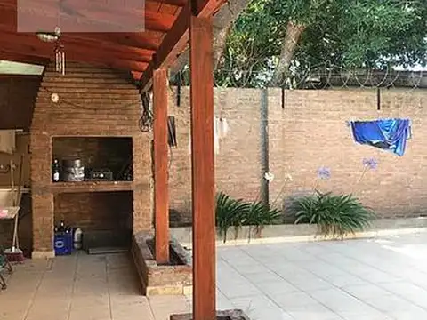 Casa - Fisherton