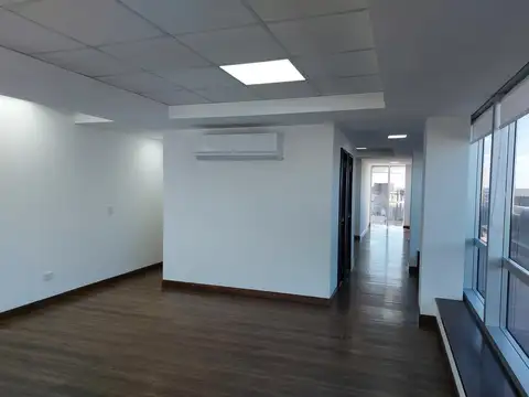 Oficina en Alquiler en Morón Sur, USD 1.150