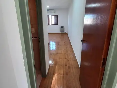 Dúplex en venta - 2 Dormitorios 2 Baños - San Carlos