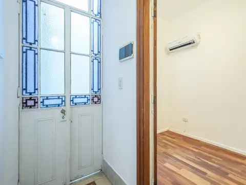 Depto Tipo Casa en Venta 50 años