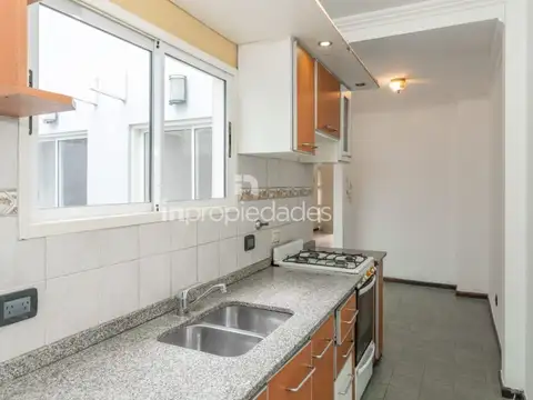 Depto Tipo Casa 3 ambientes con 2 baños