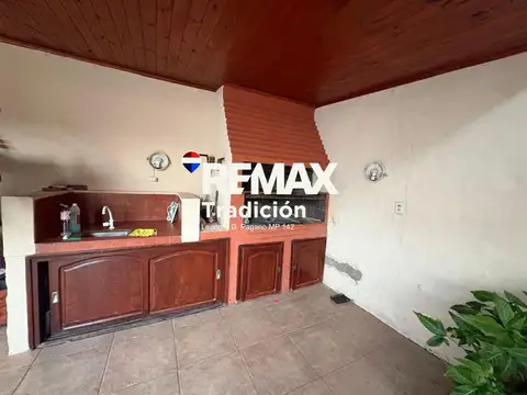 Casa 7 ambientes con 3 baños