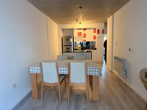 Aqluiler departamento 2 dormitorios con balcón - Parque españa, Rosario