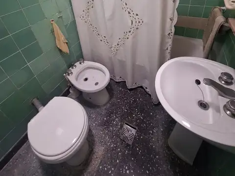 Depto Tipo Casa 4 ambientes con 1 baño
