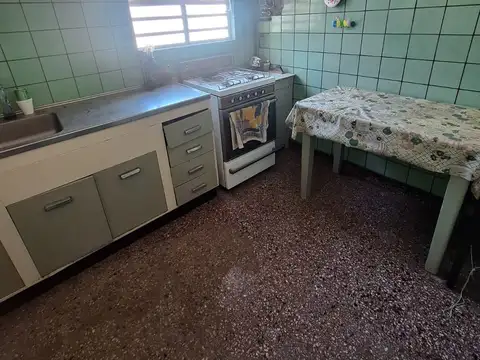 Excelente PH 4 Ambientes 168 m² Totales a Reciclar Sin Expensas