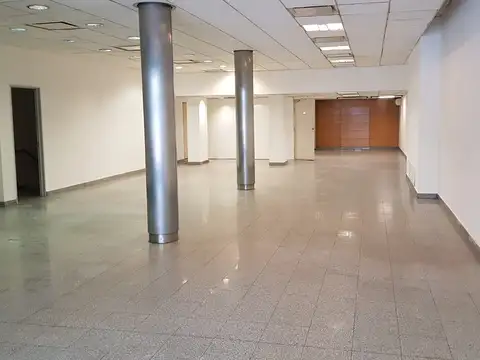 Local en Alquiler Via Púb.