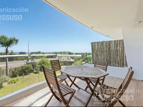 Departamento en Venta en Manantiales, USD 390.000