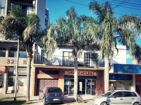 VENTA LOTE COMERCIAL CON LOCAL COCHERA ESCOBAR