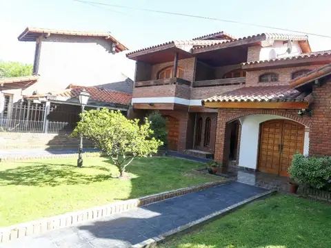 Azcuénaga 100