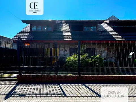 Casa en Venta con 3 cocheras