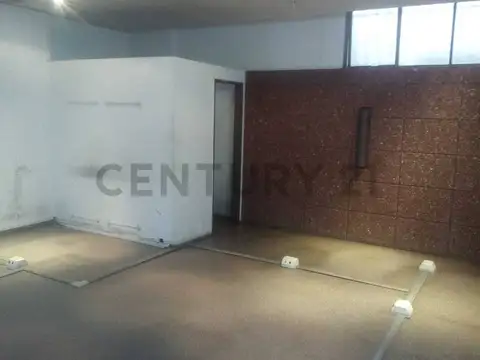 Oportunidad VENTA Local Comercial en  Villa del Parque.