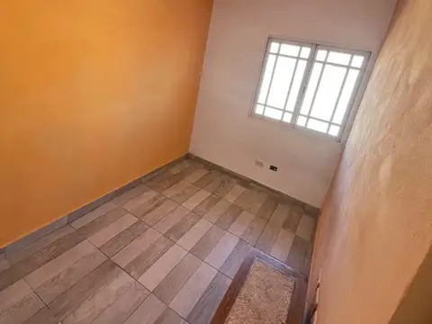 Depto Tipo Casa 4 ambientes con 1 baño