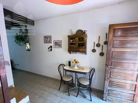 Depto Tipo Casa en Venta con 1 cocheras