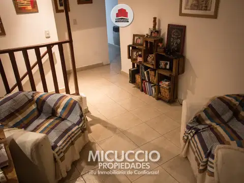 Casa 4 ambientes con 1 baño