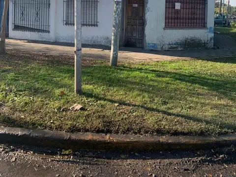 VENTA DE CASA A REFACCIONAR DE 295MTS2