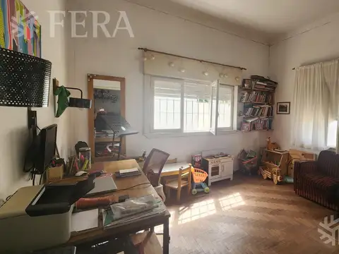 Casa 3 ambientes con 2 baños