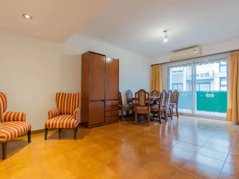 Departamento 5 ambientes con 2 baños