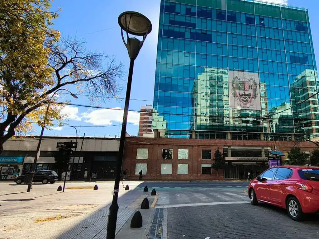 Del Carmen 700