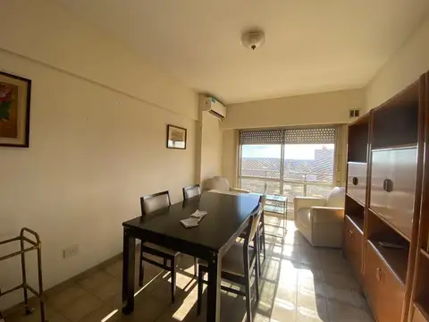 Romulo Noya 800, Piso 10°