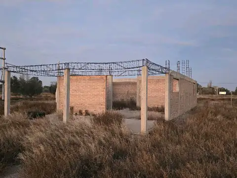 Casa 2 ambientes con 1 baño