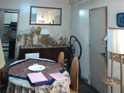 Helguera 3500, Piso 1