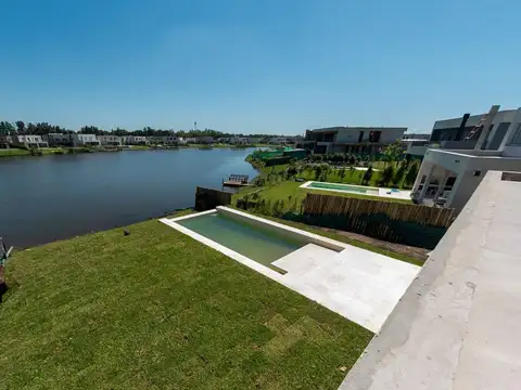 Casa en Venta de 5 dormitorios